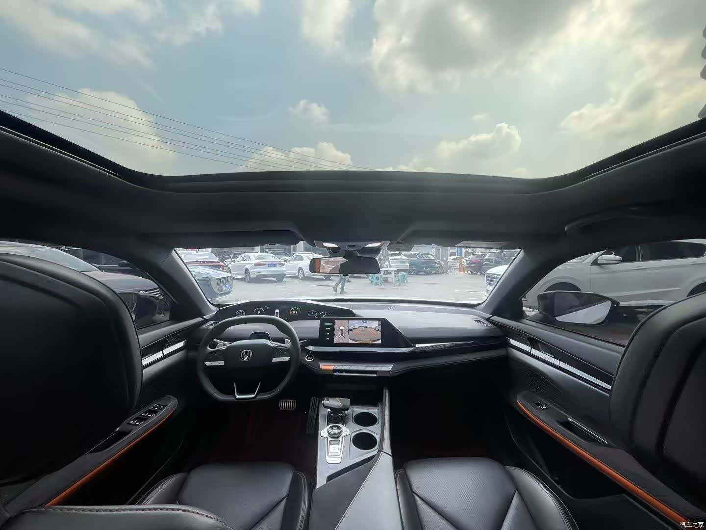 Changan UNI-V, 2022 7