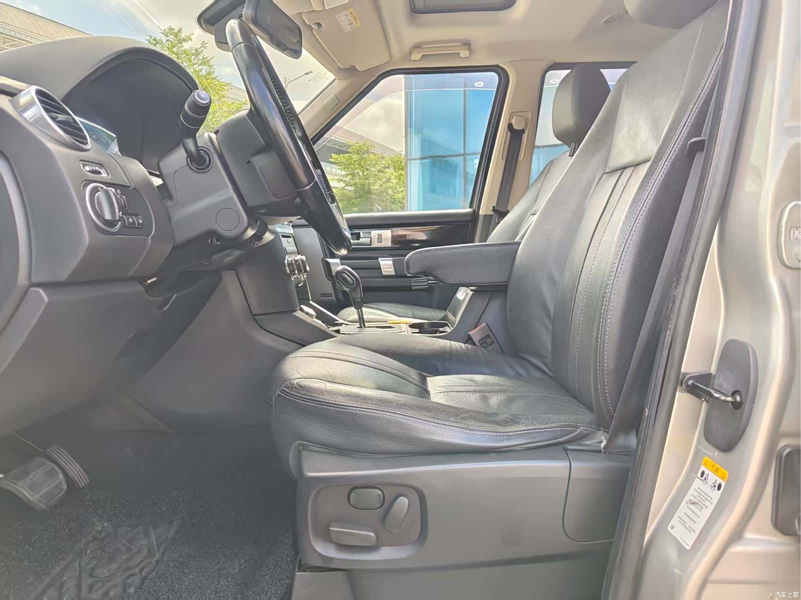 Land Rover Discovery, 2012 4