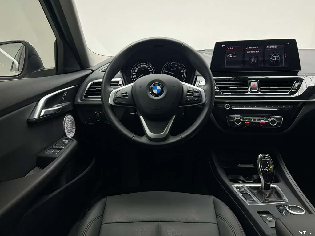BMW 1 Series, 2022 17