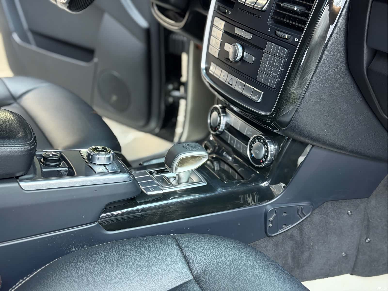 Mercedes-Benz G-Class, 2018 10