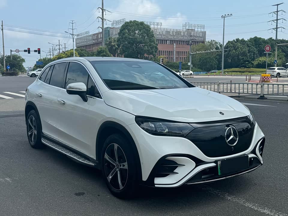 Mercedes-Benz EQE Mercedes-Benz EQE