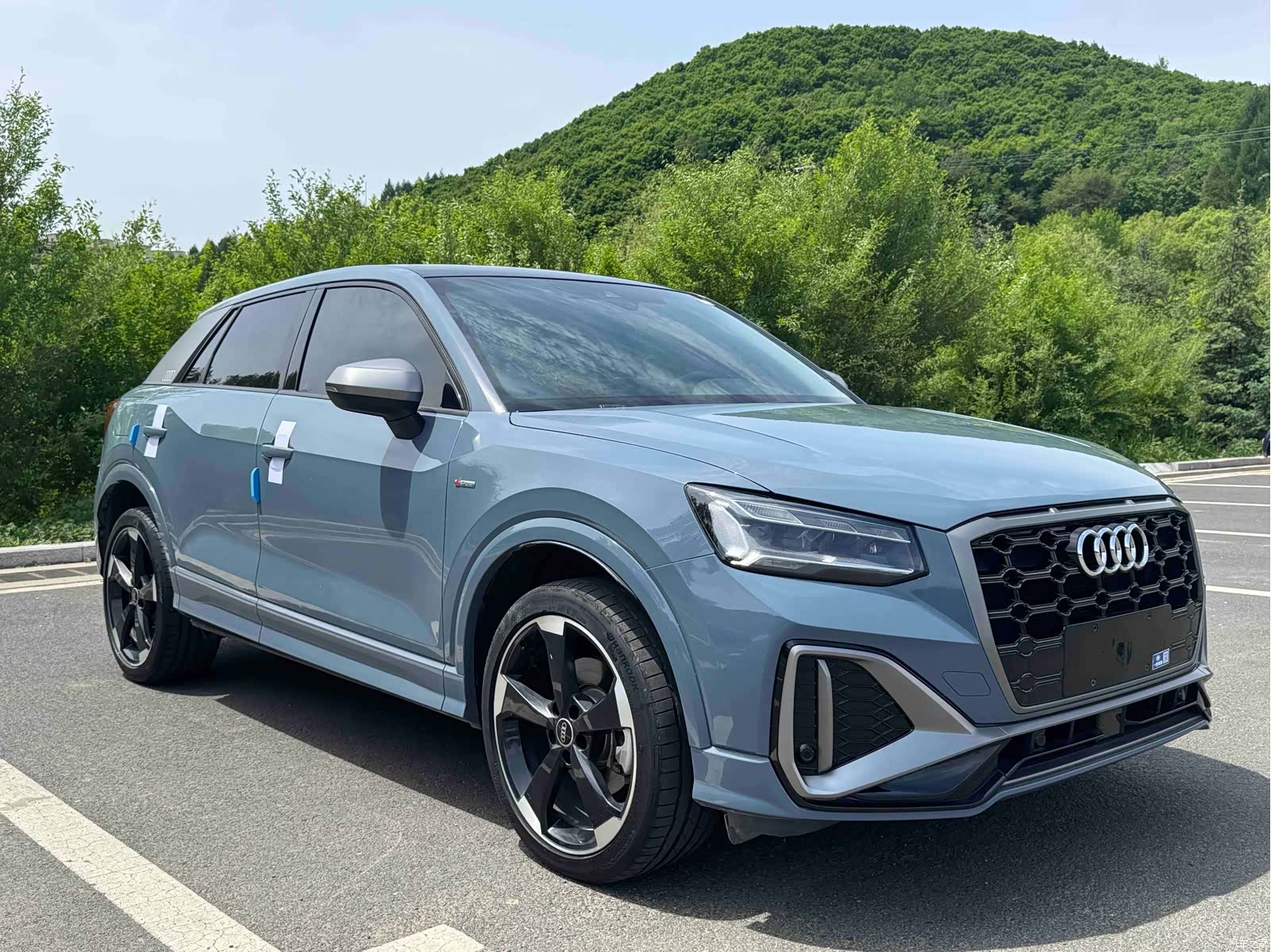 Audi Q2L, 2021 3
