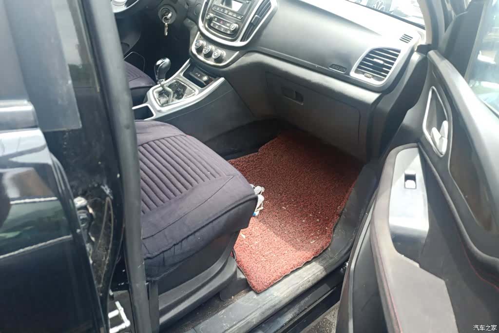 Wuling 560, 2016 8