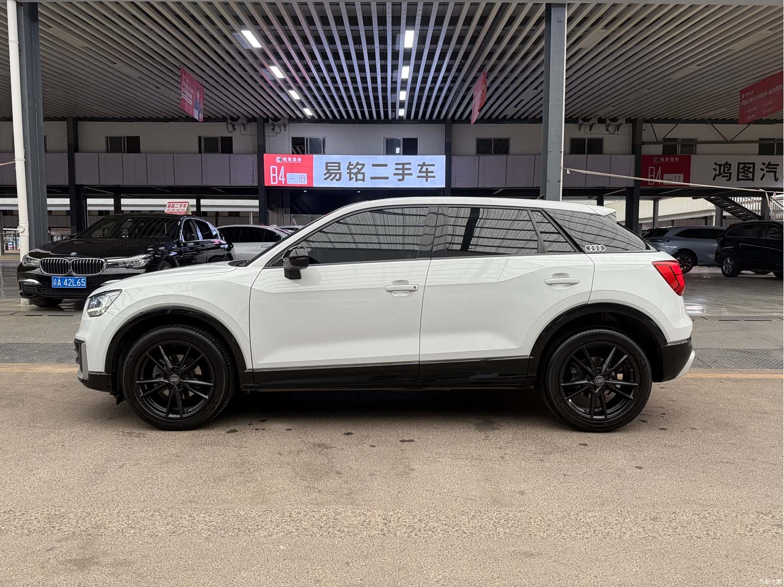 Audi Q2L, 2018 3