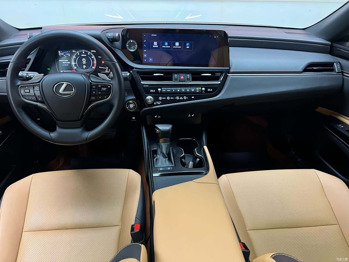 Lexus ES, 2024 12