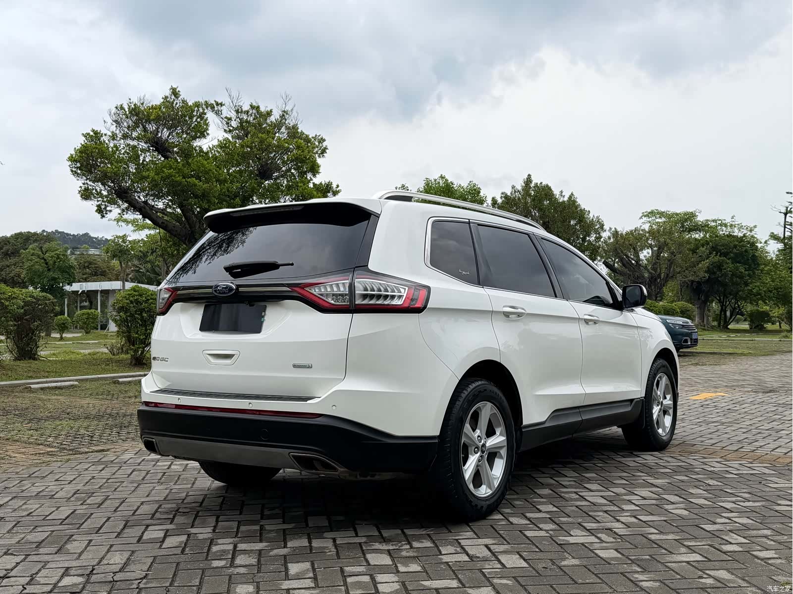 Ford Edge, 2016 16