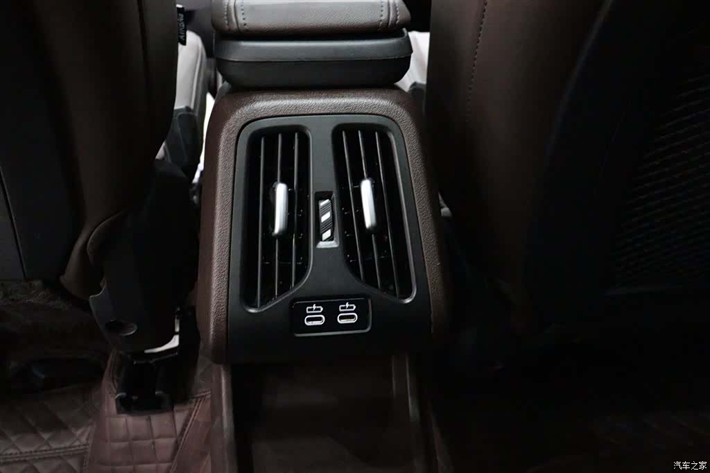 BMW X1, 2024 8