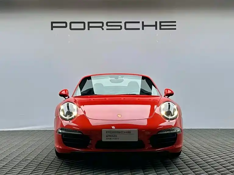Porsche 911