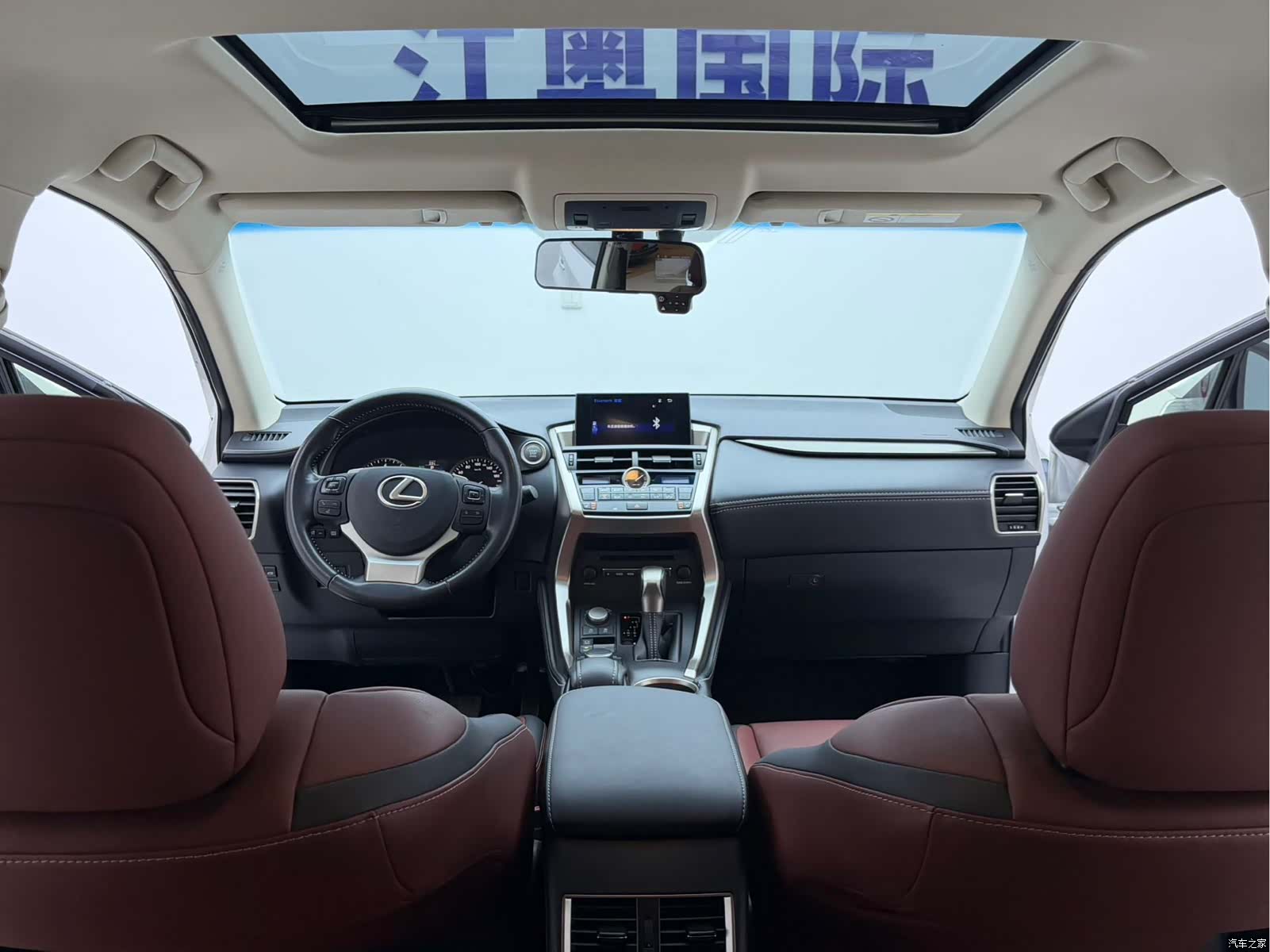 Lexus NX, 2017 17