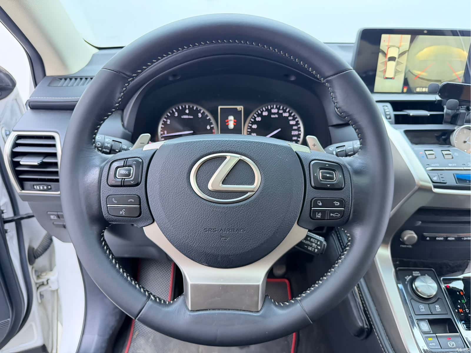 Lexus NX, 2021 7