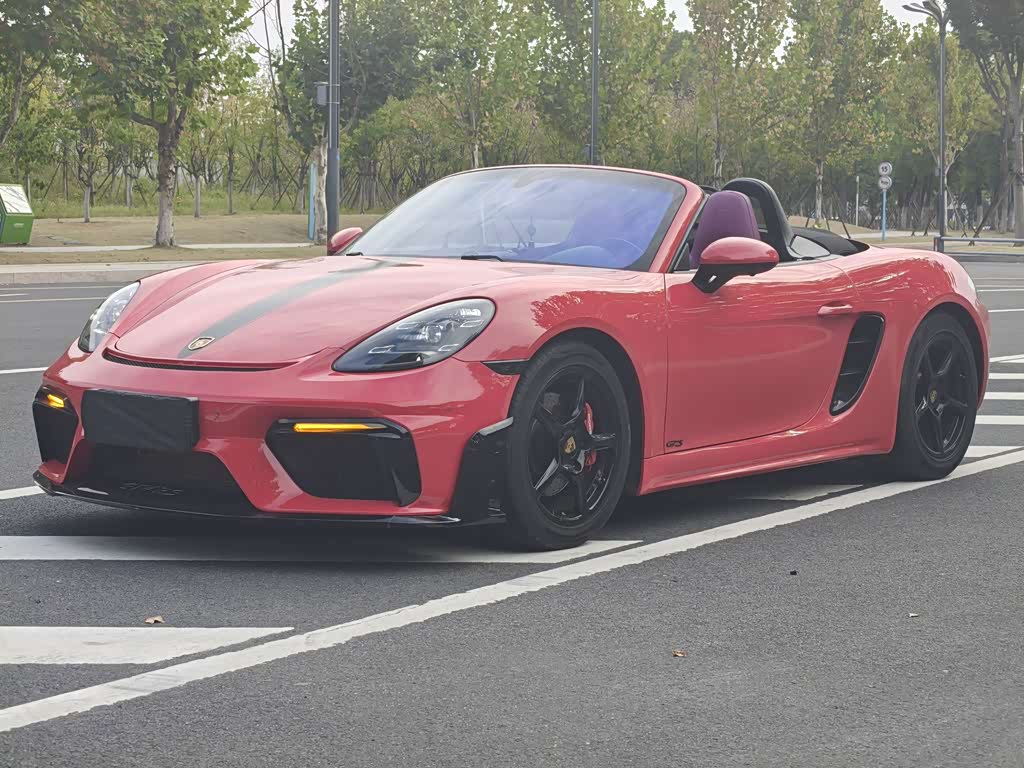 Porsche 718