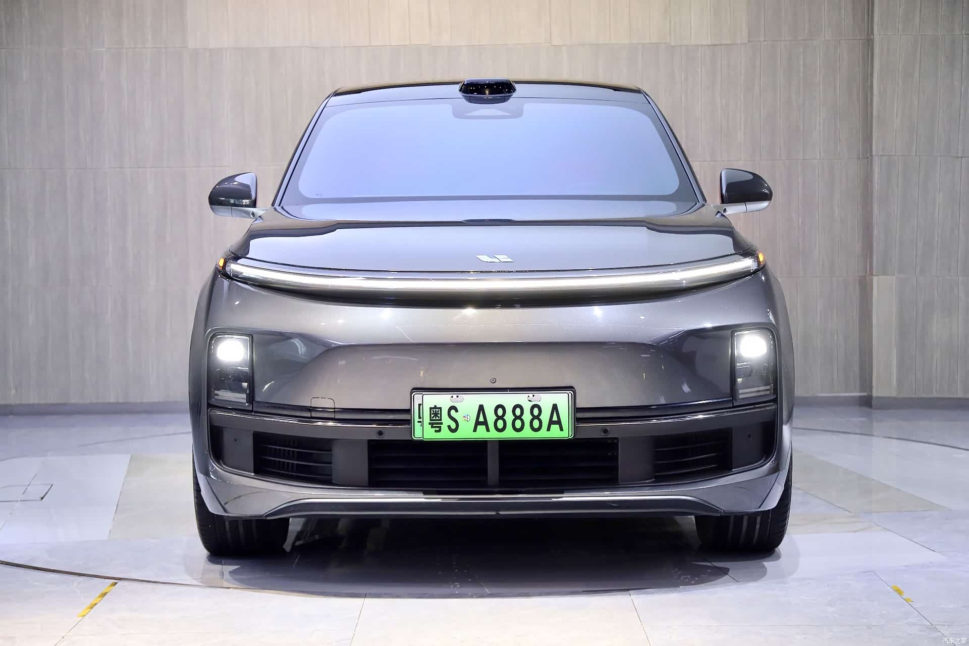 Li Auto L9, 2023 все фото
