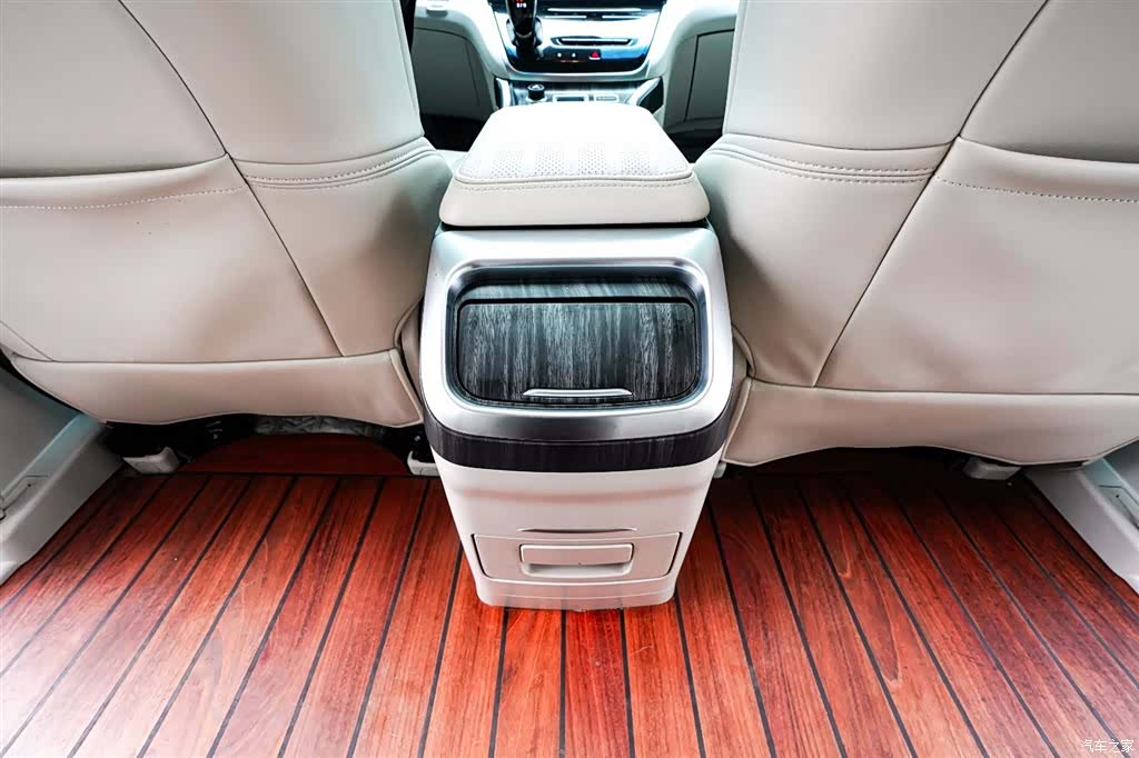 Buick GL8, 2021 15
