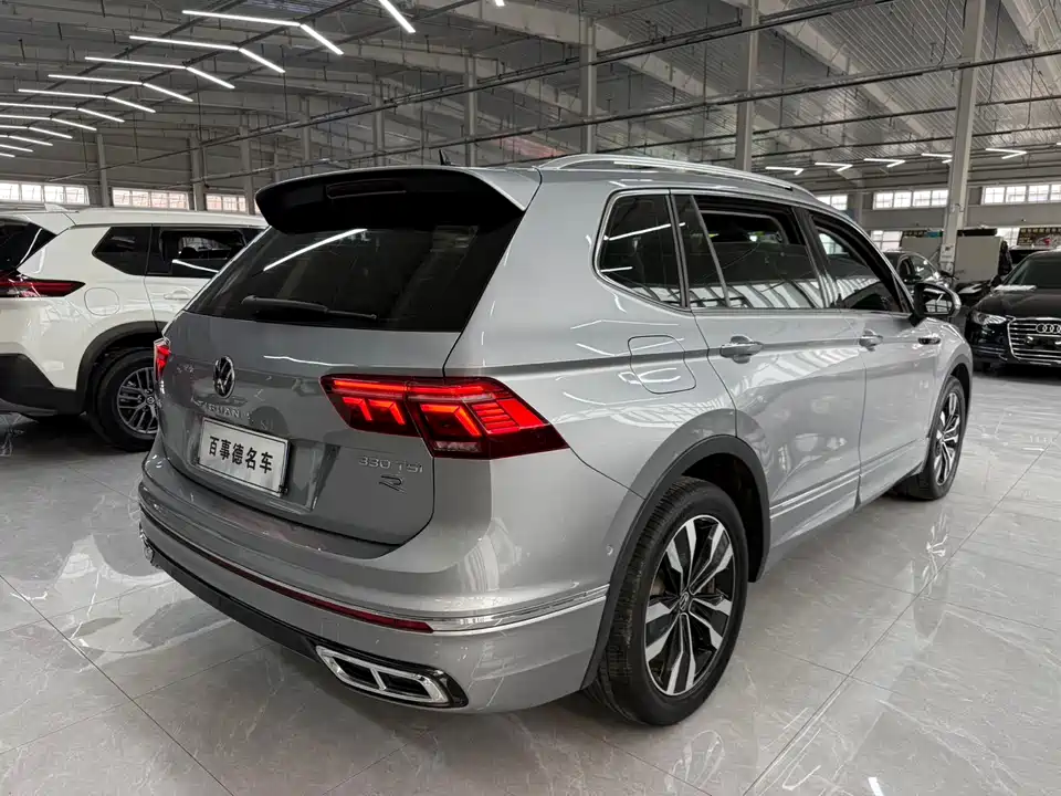 Volkswagen Tiguan L