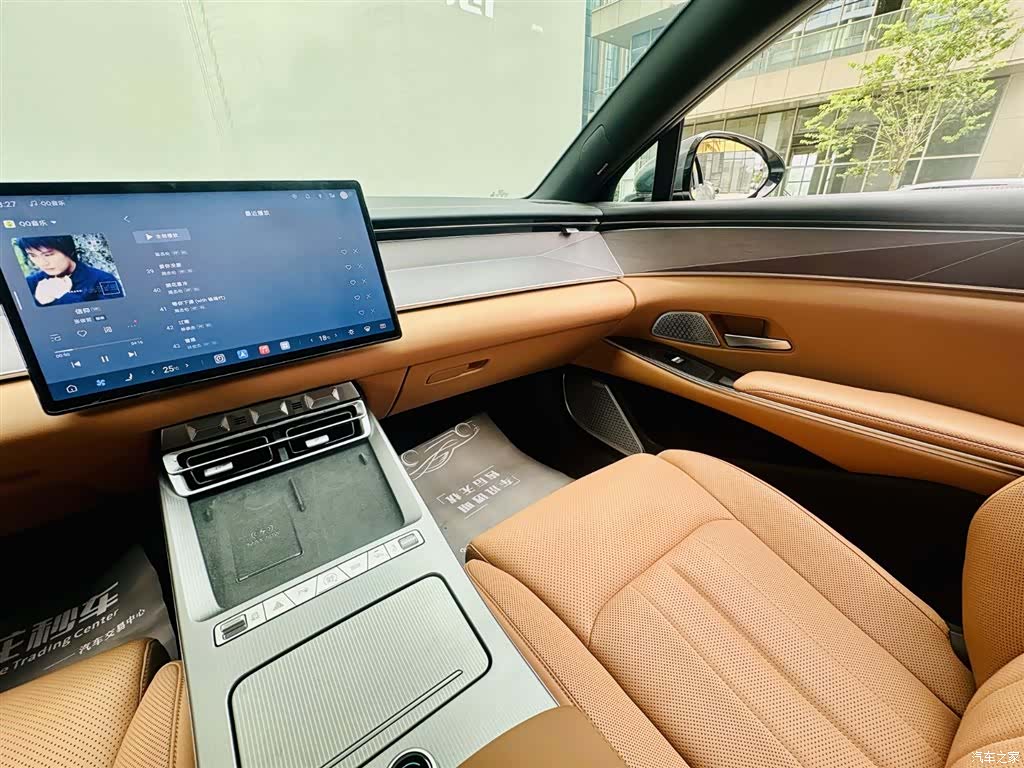 BYD Han, 2025 14