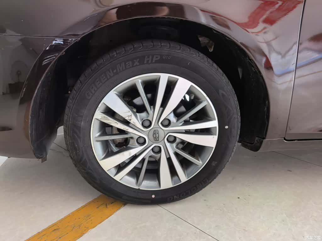 Geely Emgrand, 2019 23