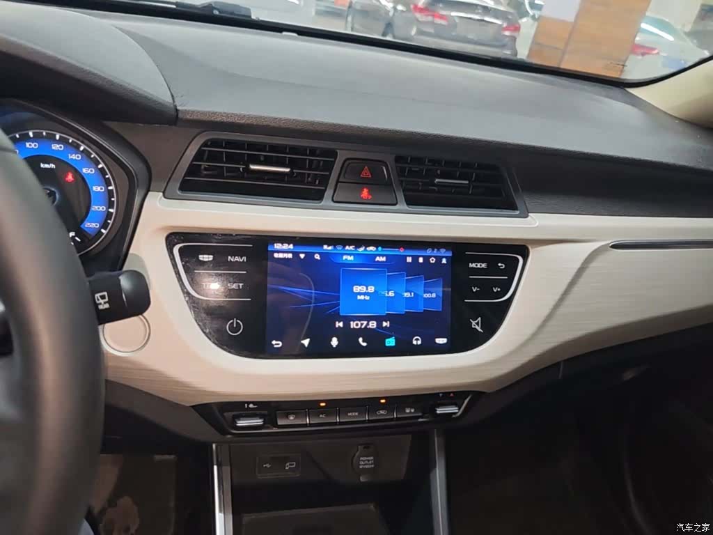 Geely X3, 2020 13