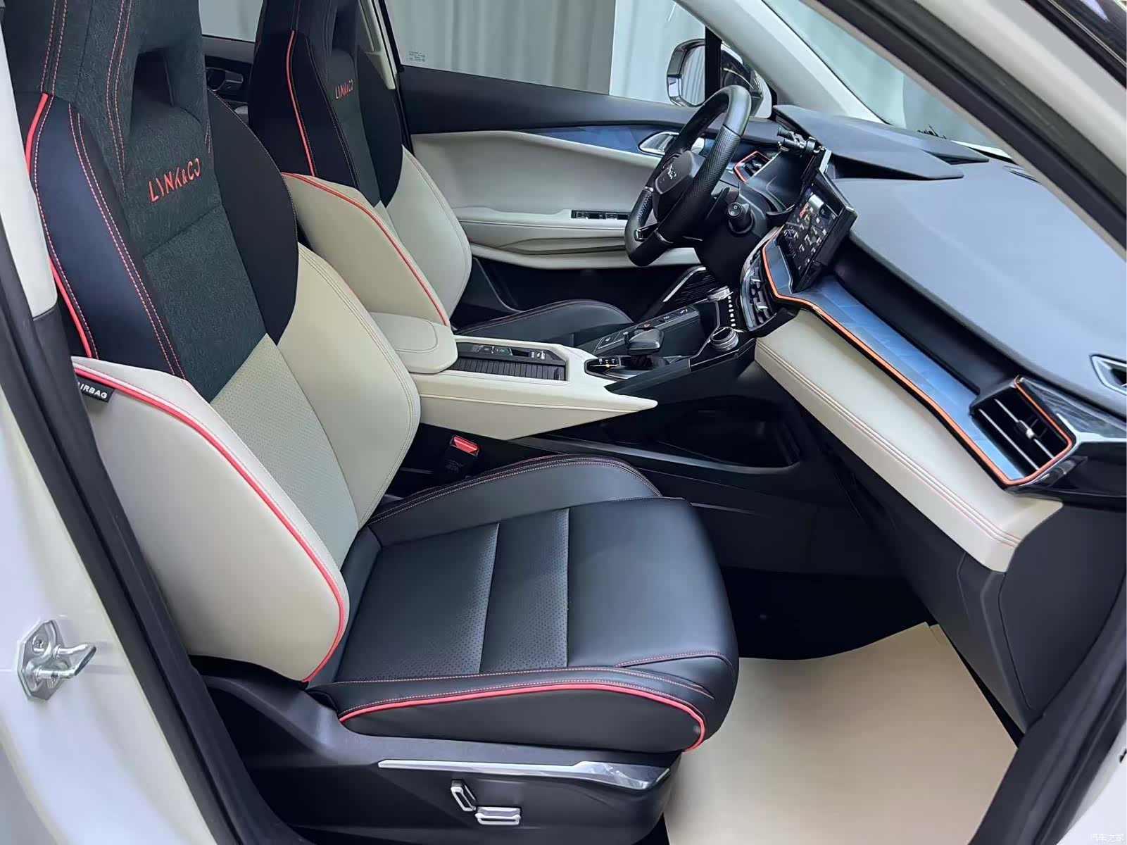 Lynk & Co 02, 2021 14