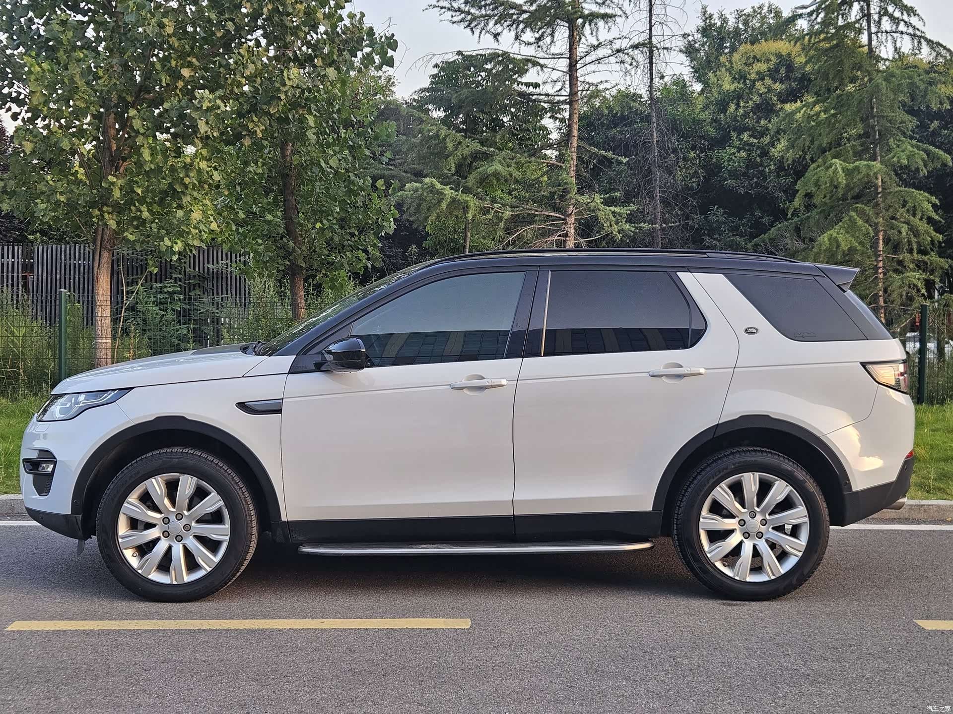 Land Rover Discovery, 2017 3
