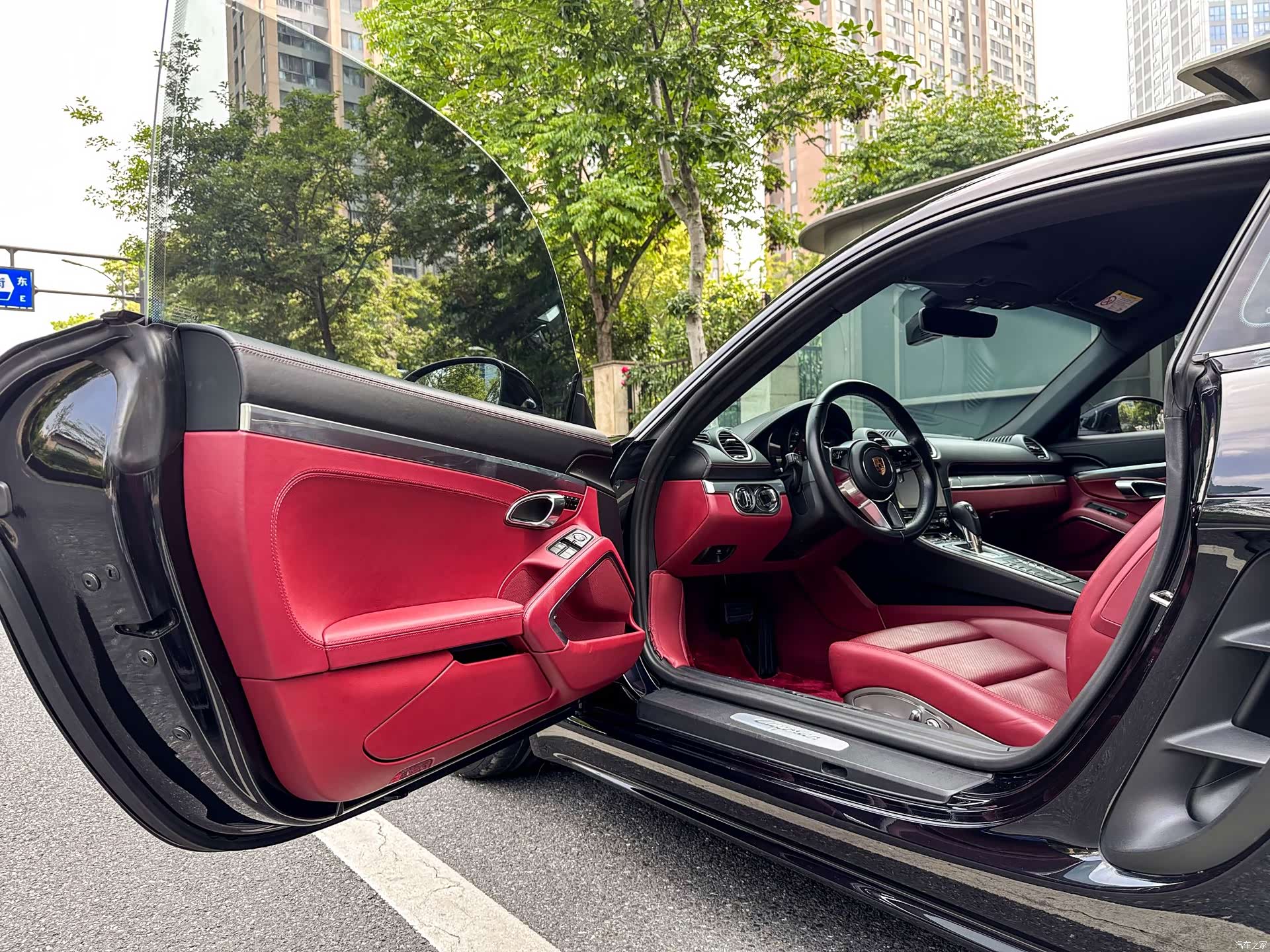 Porsche Cayman, 2022 7