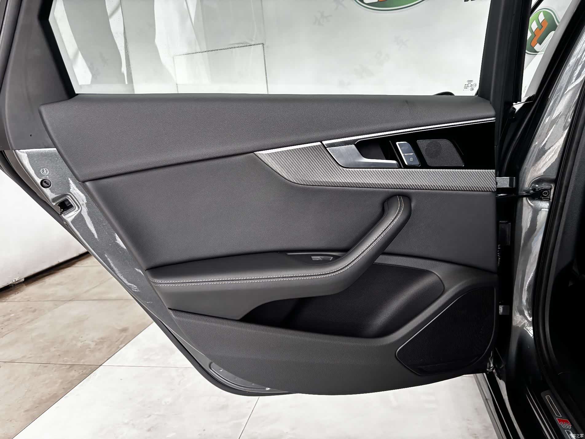 Audi A4L, 2024 22