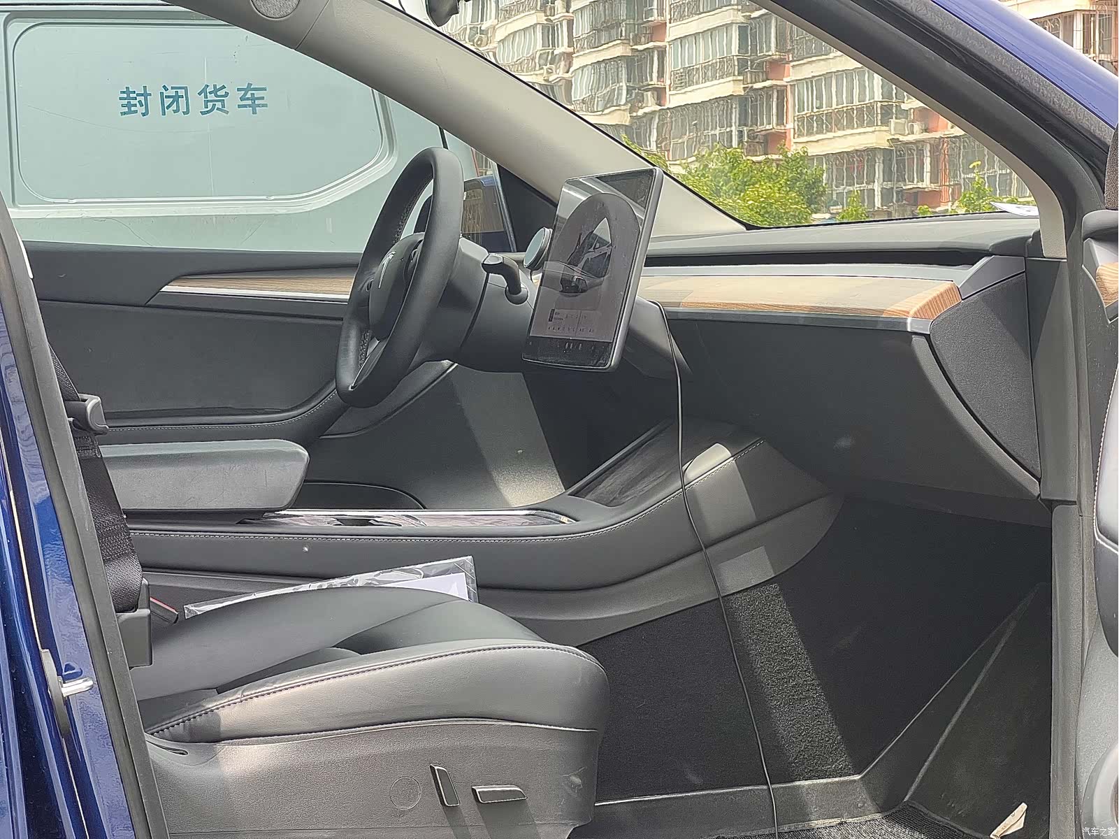 Tesla Model Y, 2022 7