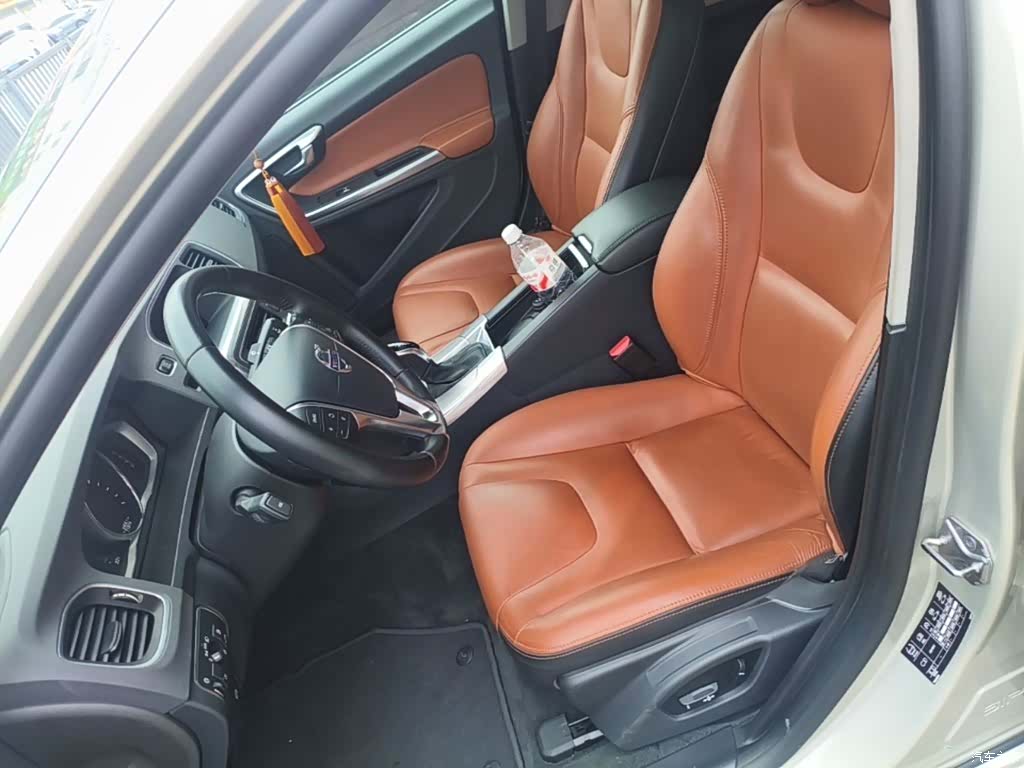 Volvo S60, 2016 15
