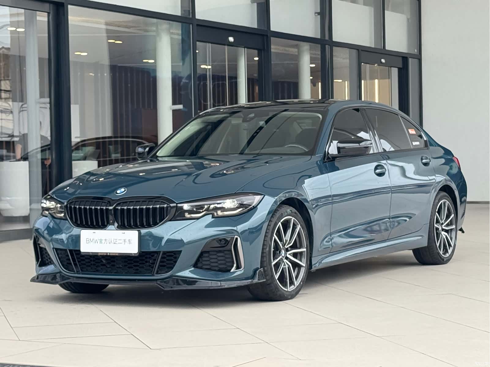 BMW 3 Series, 2019 1