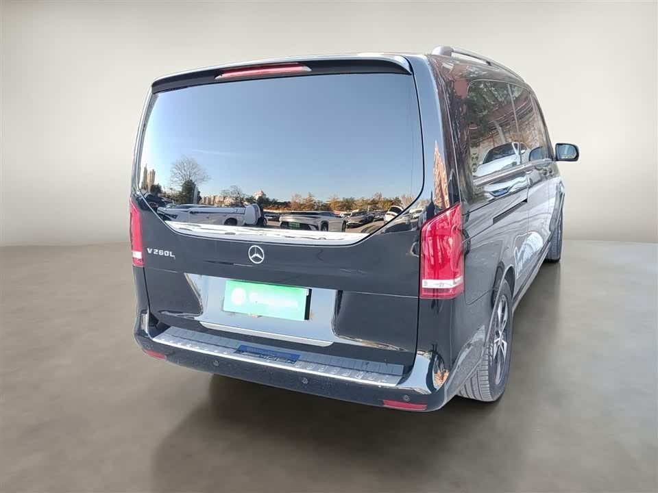 Mercedes-Benz V-class