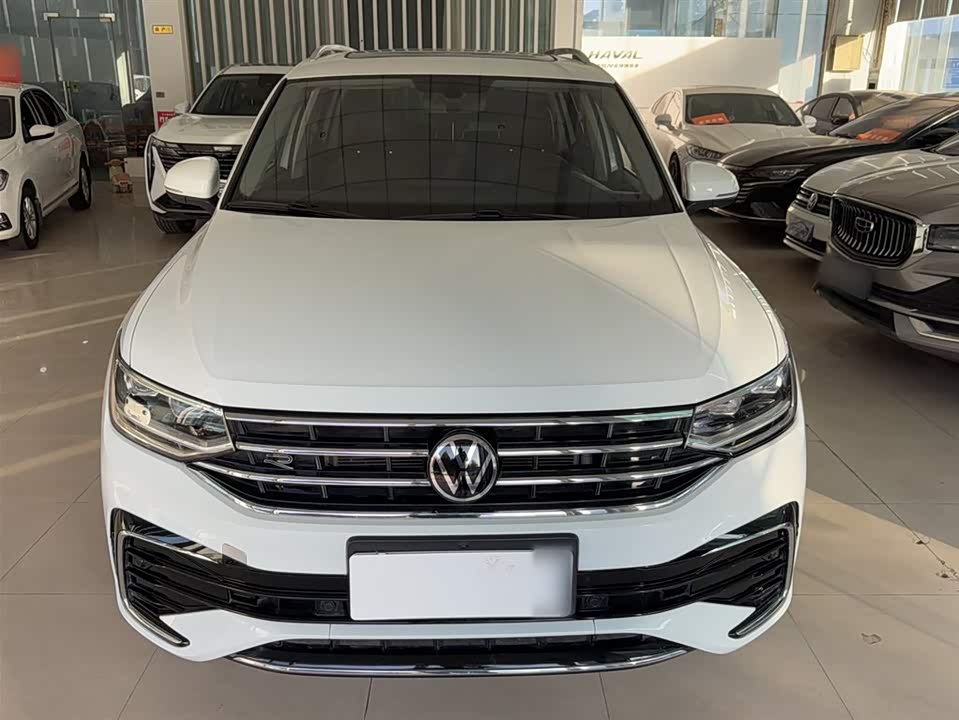 Volkswagen Tiguan L