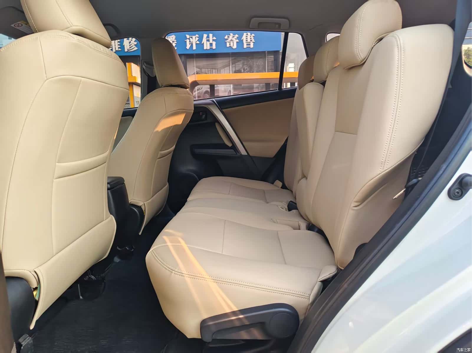 Toyota RAV4, 2018 6