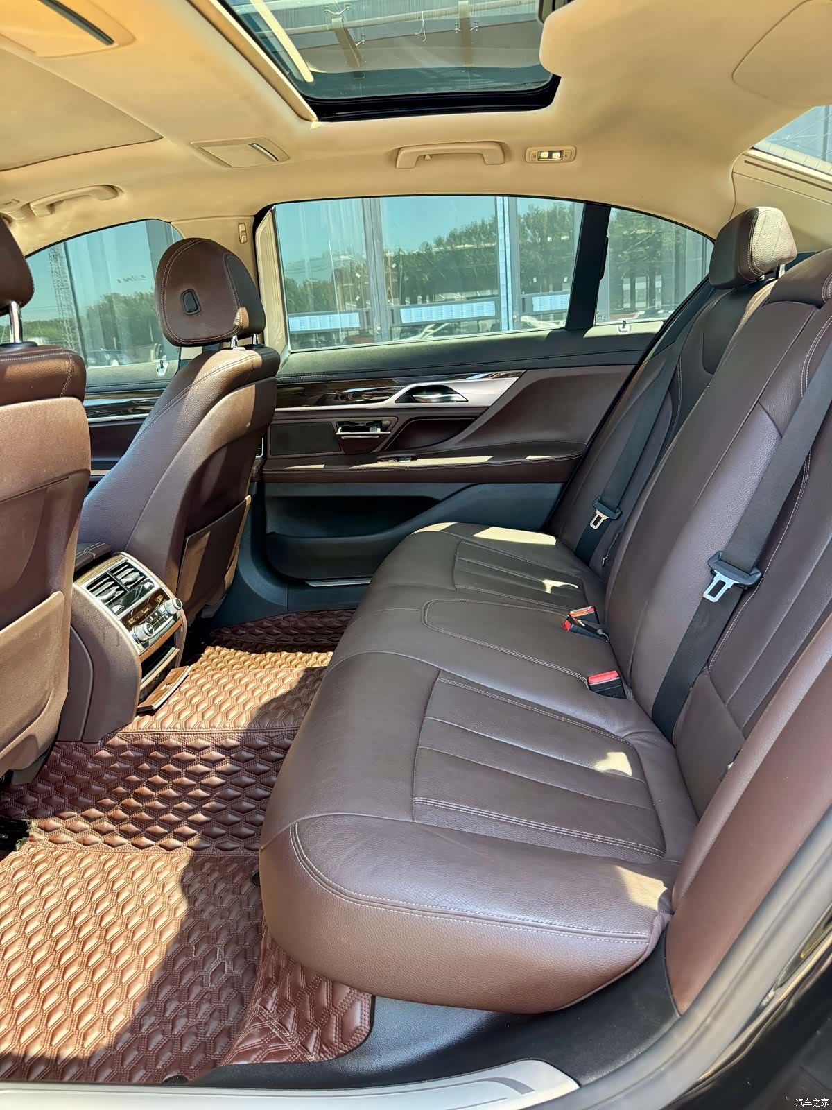 BMW 7 Series, 2016 12