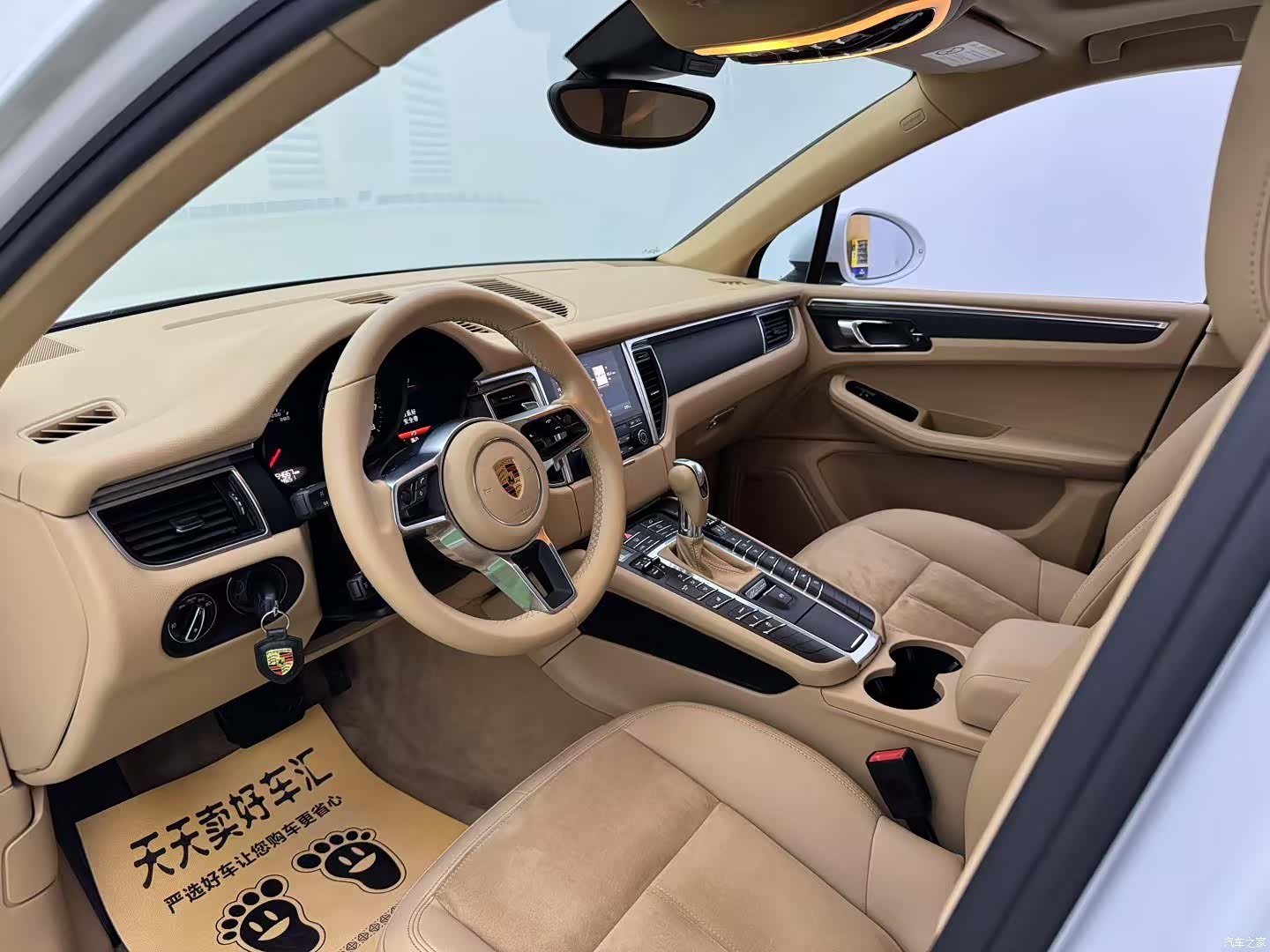 Porsche Macan, 2016 все фото