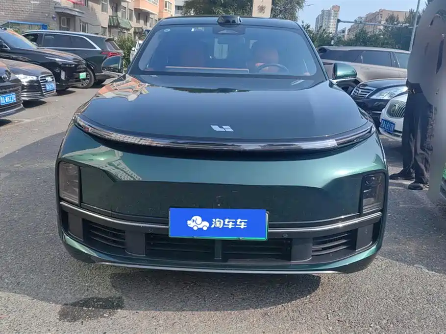 Li Auto Ideal L8