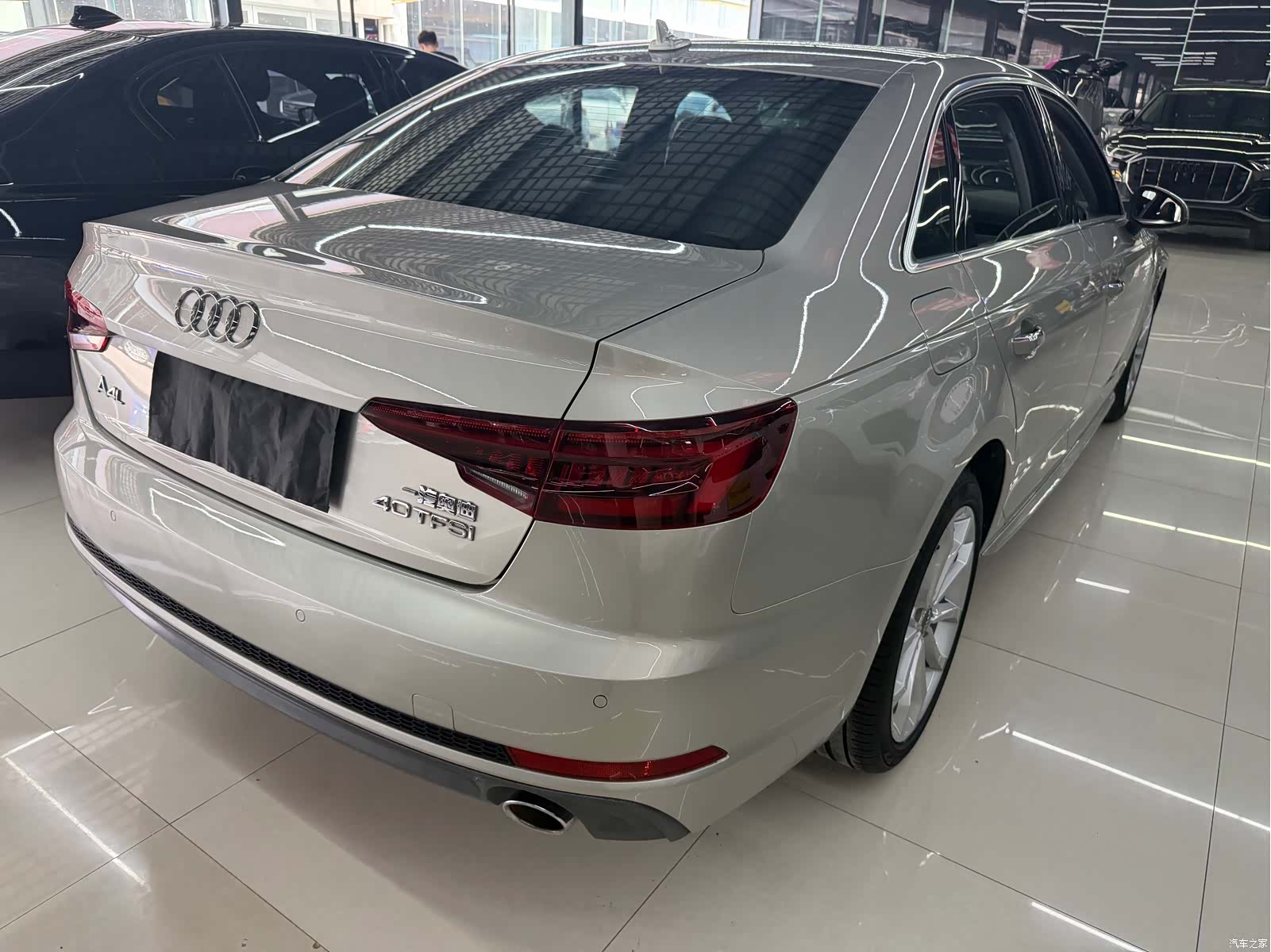 Audi A4L, 2018 4