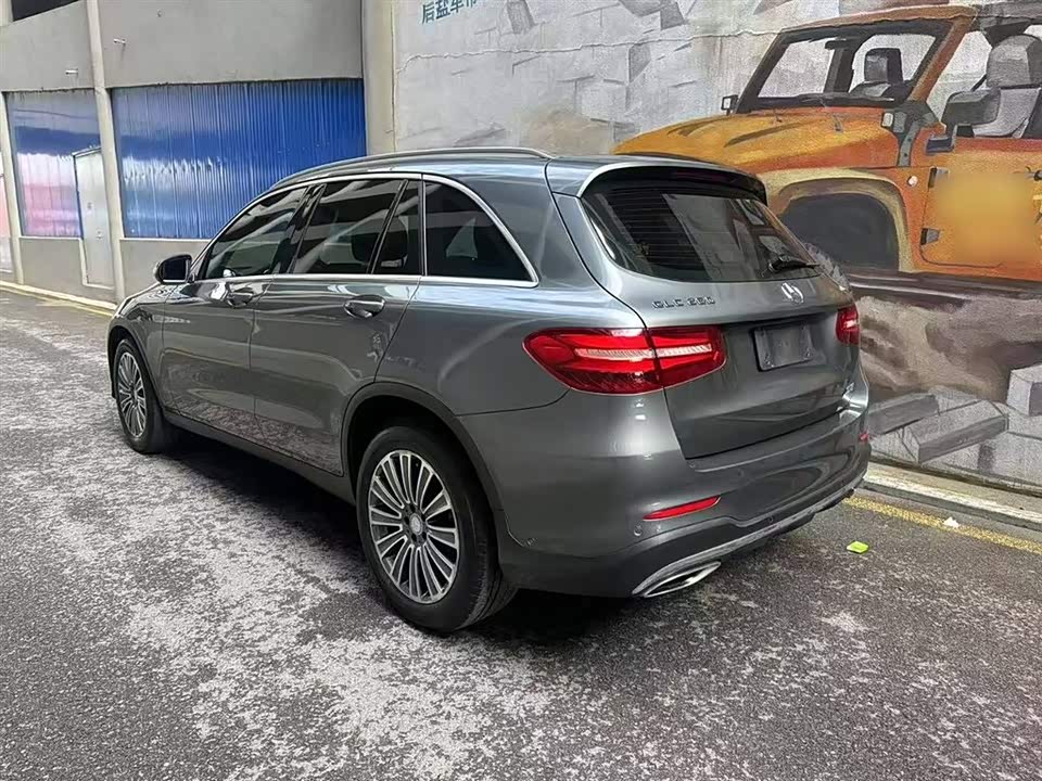 Mercedes-Benz GLC Mercedes-Benz GLC