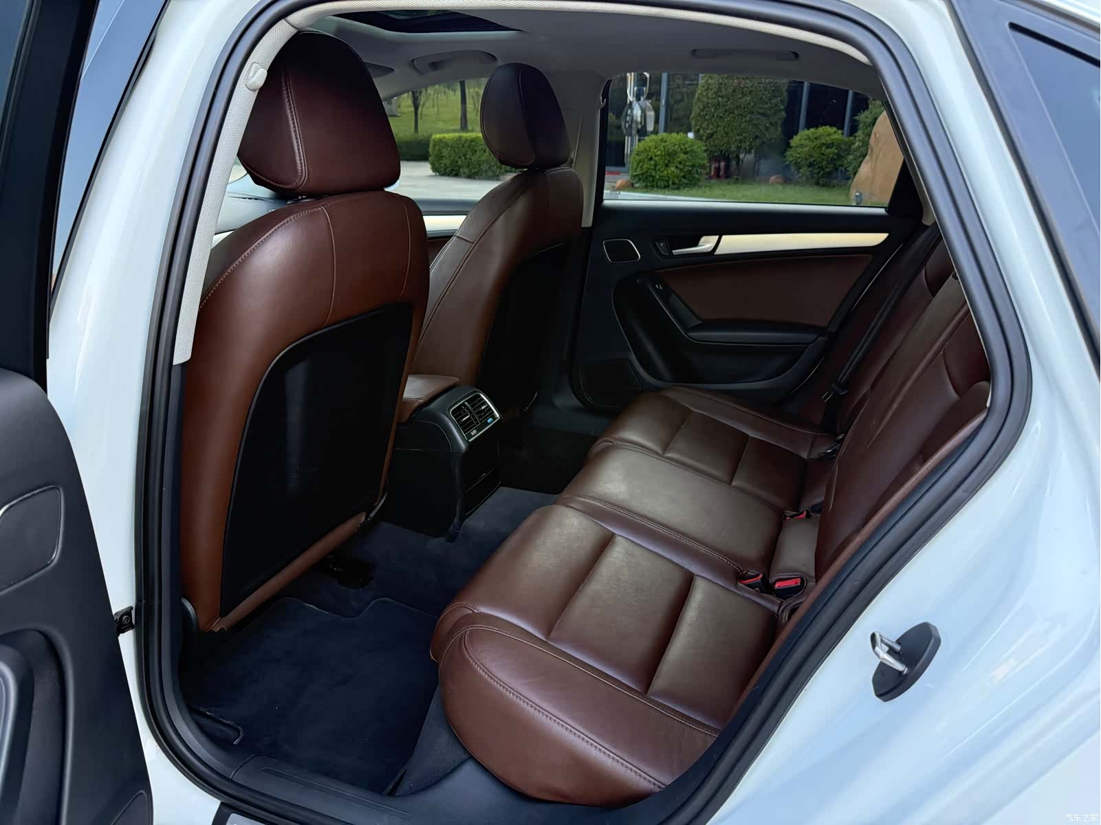 Audi A4L, 2016 9