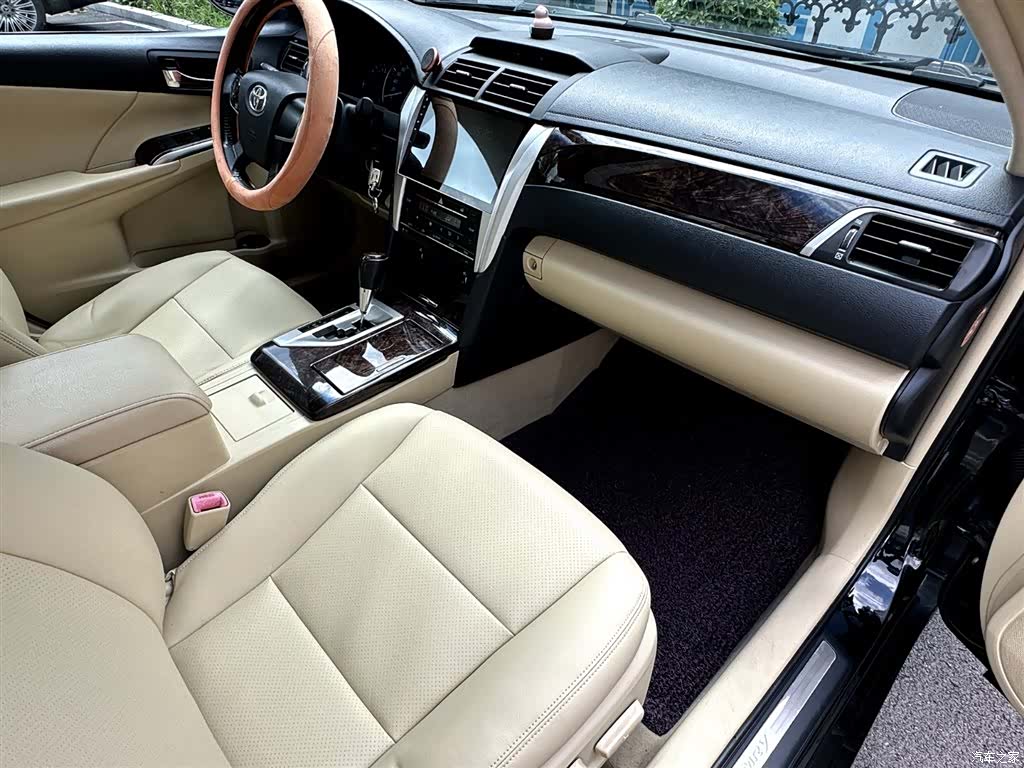 Toyota Camry, 2015 7