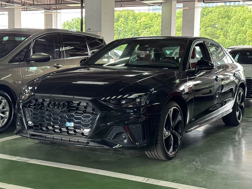Audi A4L 2025 200 Enjoy 40 TFSI Luxury B&O