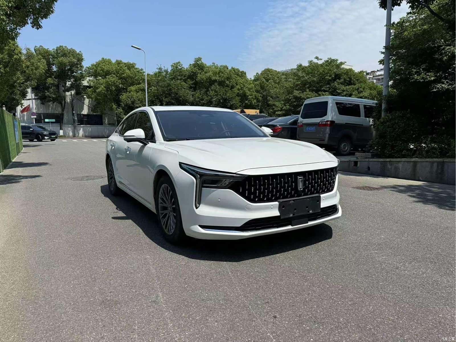 Bestune B70, 2023 3