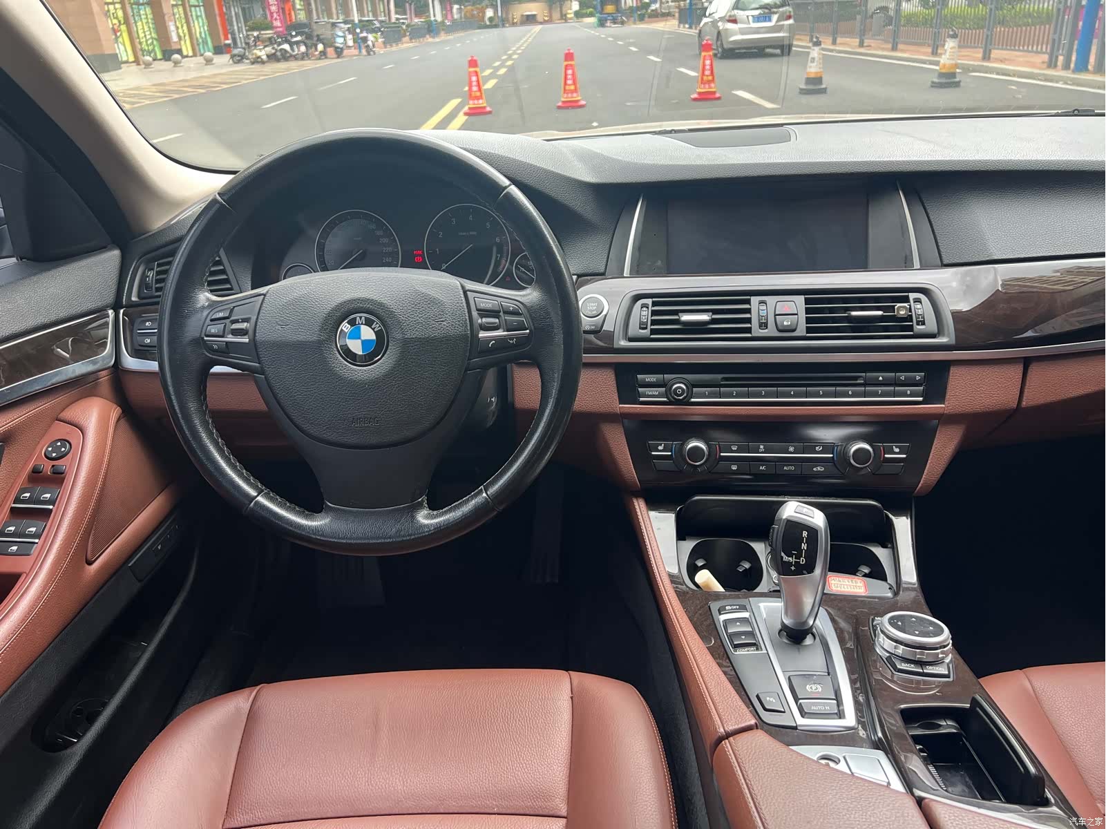 BMW 5 Series, 2016 13