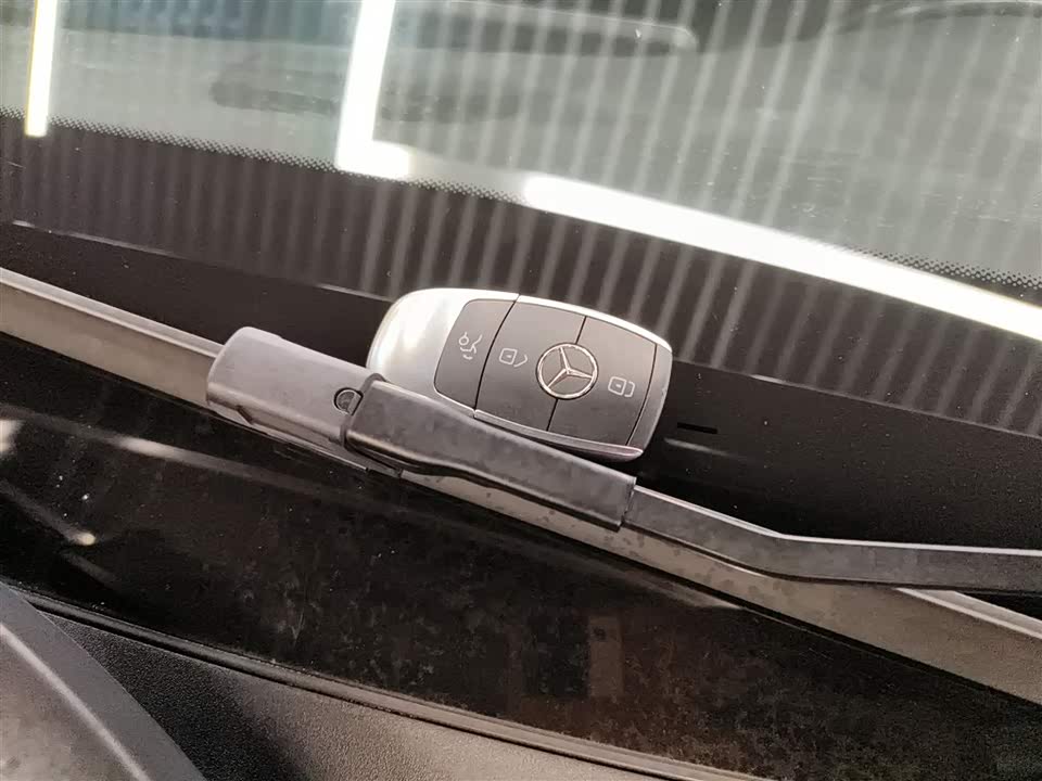 Mercedes-Benz GLC Mercedes-Benz GLC