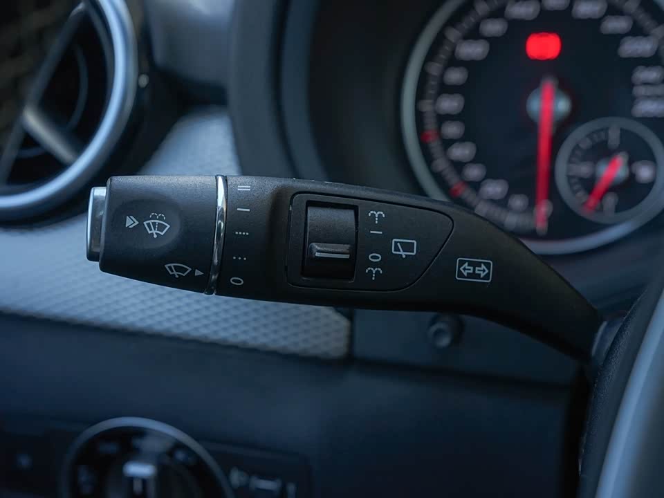 Mercedes-Benz Class B