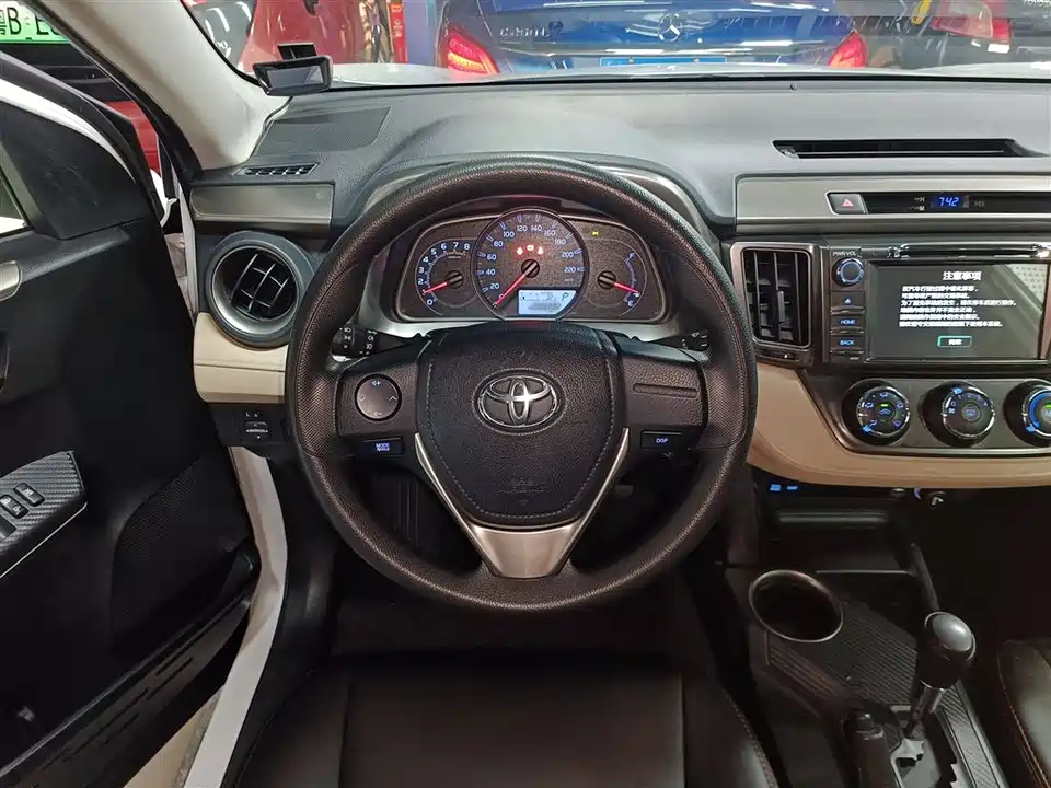 Toyota RAV4 Rongfang
