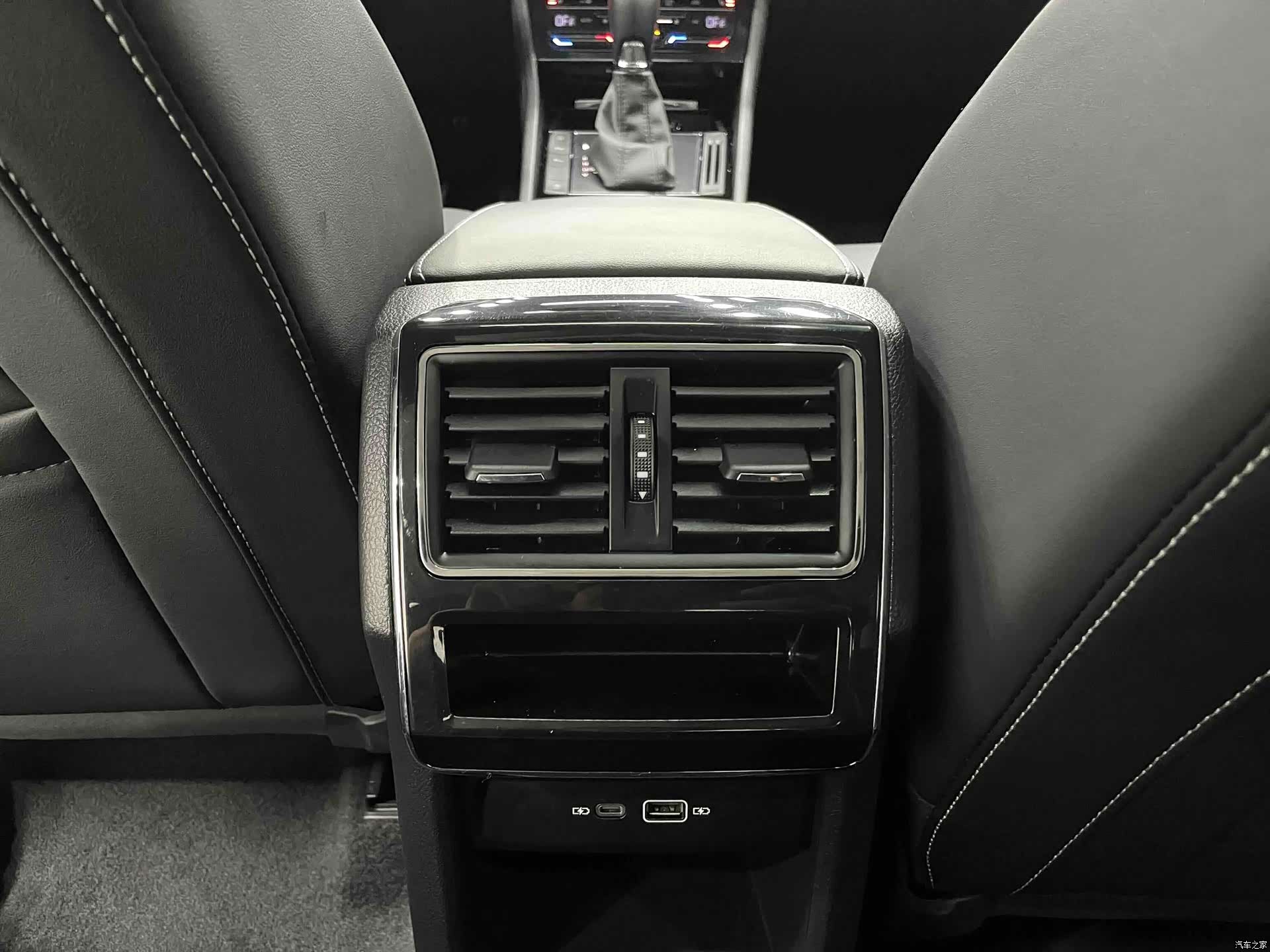 Skoda Superb, 2022 12