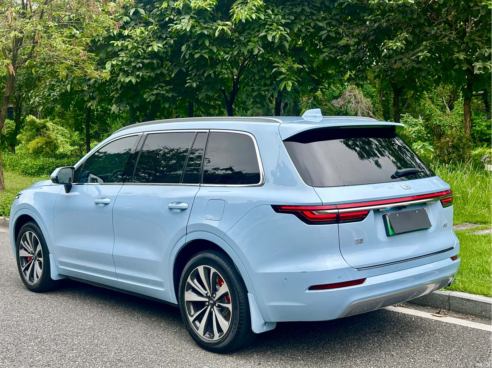 Li Auto ONE, 2022 4
