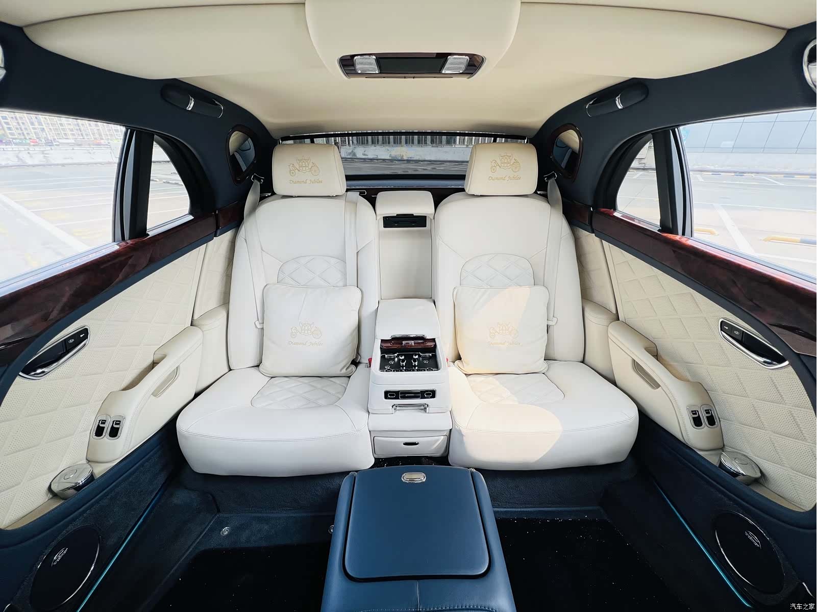 Bentley Mulsanne, 2013 10