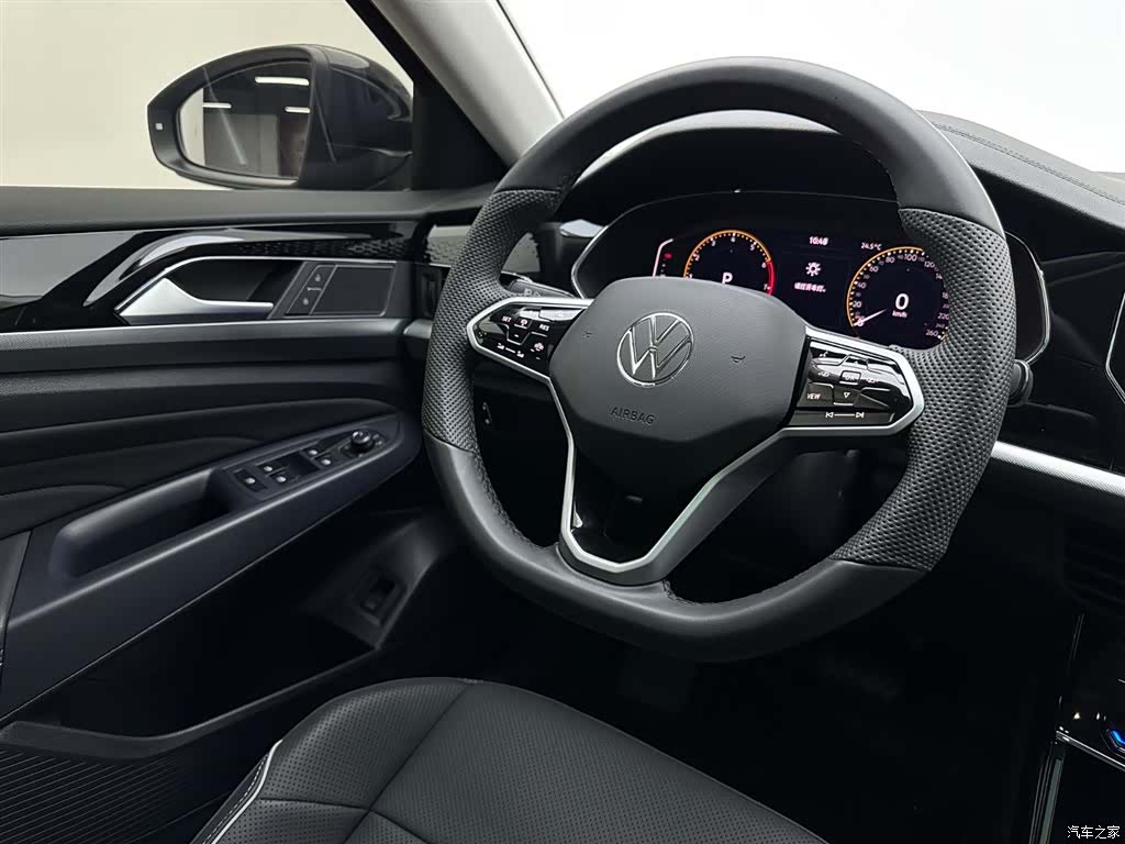 Volkswagen Passat, 2024 10