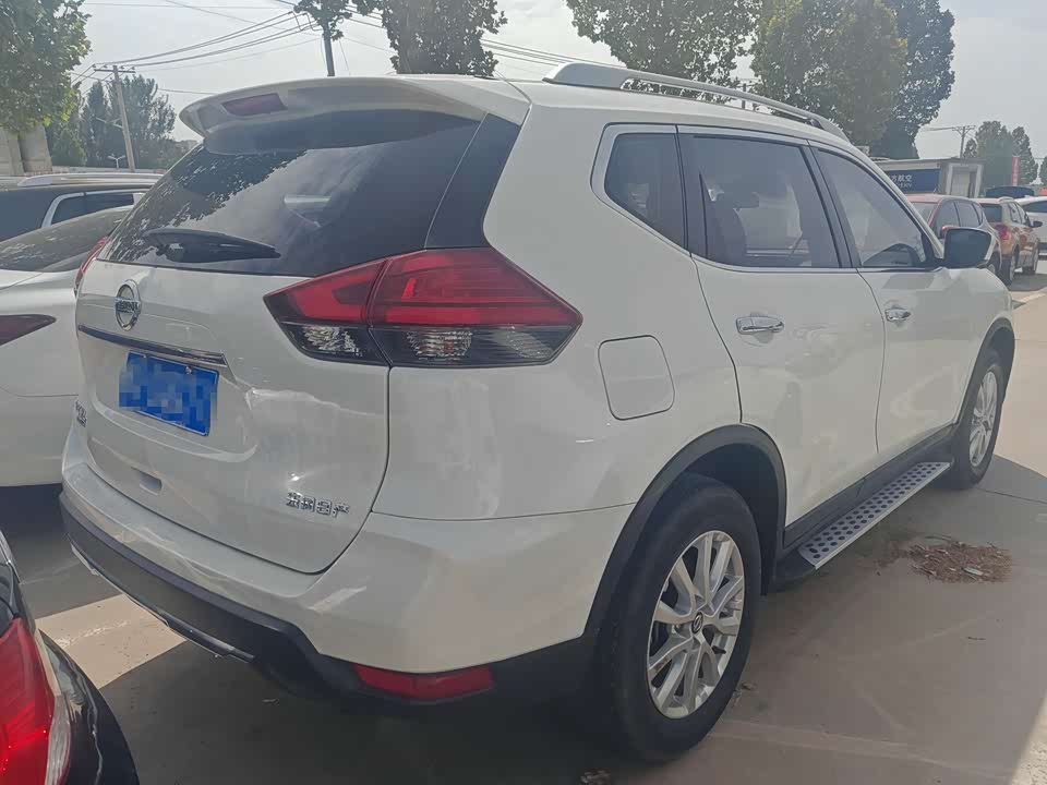Nissan Qijun