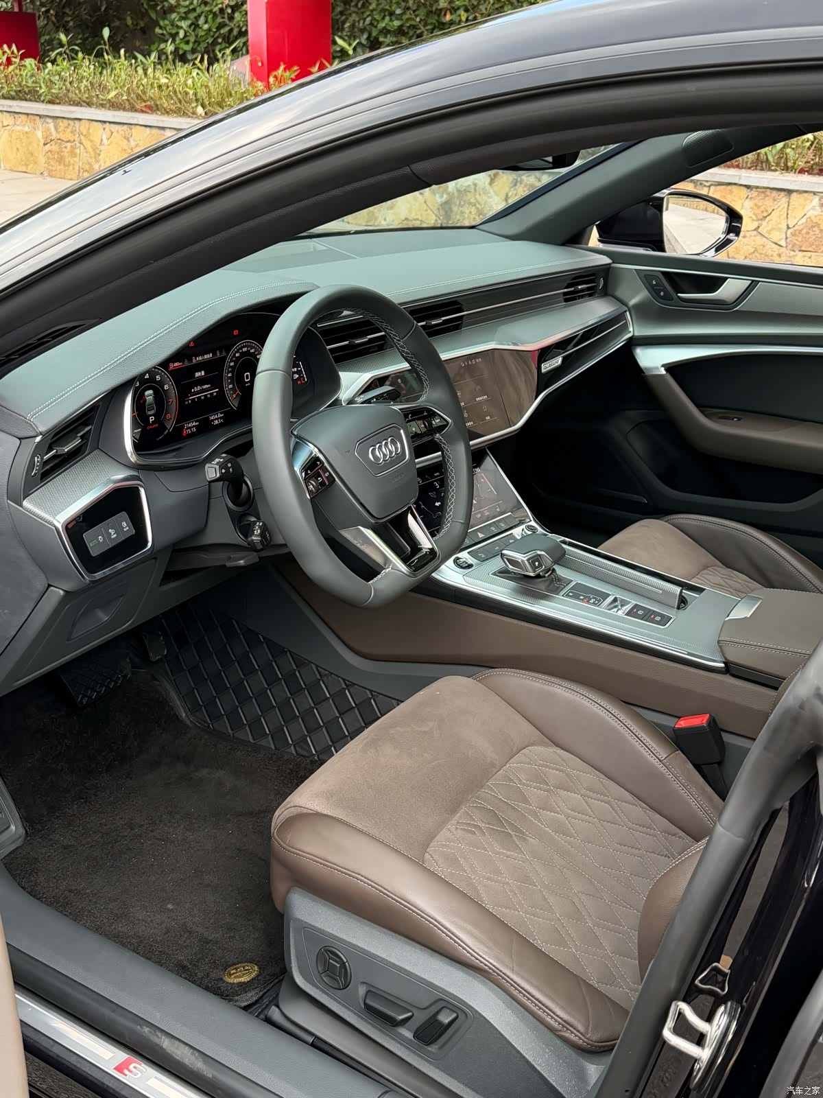 Audi A7L, 2023 6